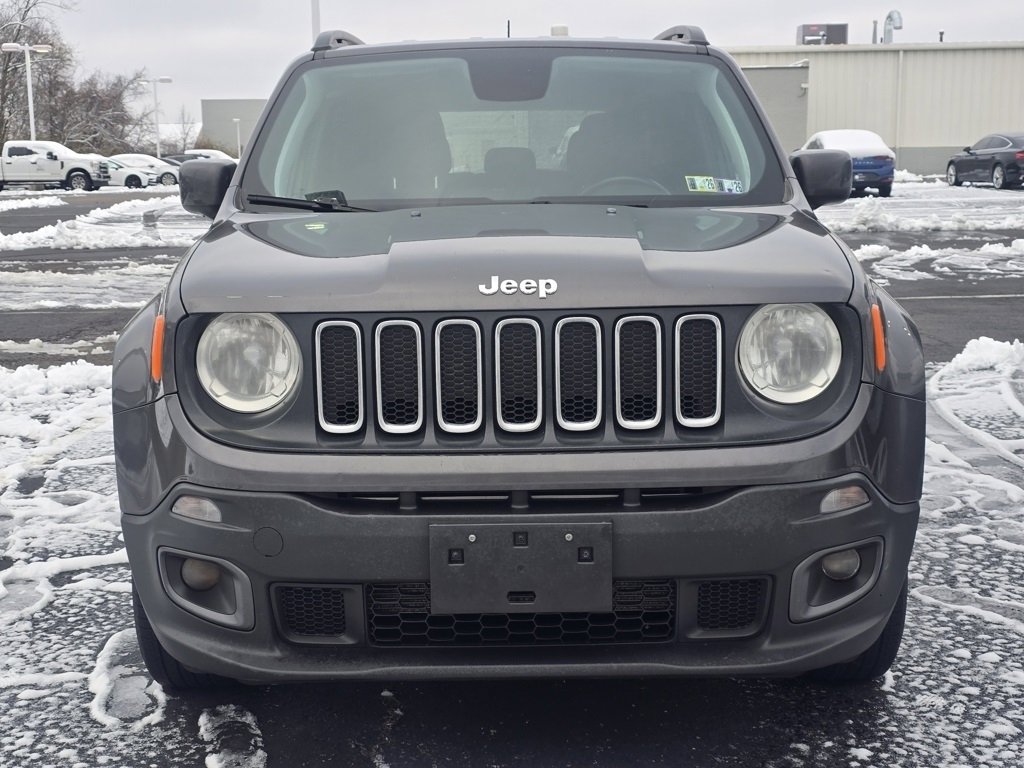 Used 2018 Jeep Renegade Latitude w/ Cold Weather Group image 2