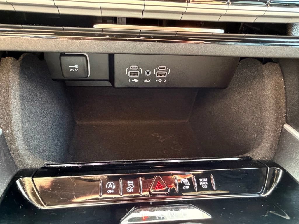 Certified 2023 Jeep Wagoneer 4WD image 27