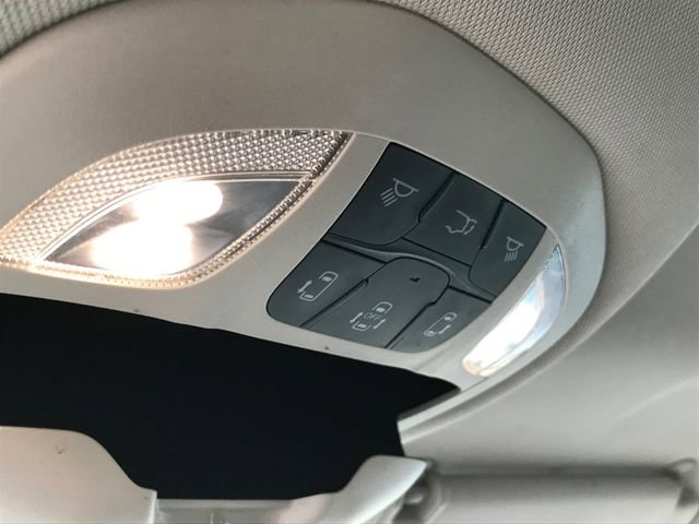 Used 2024 Chrysler Pacifica Select FWD image 10