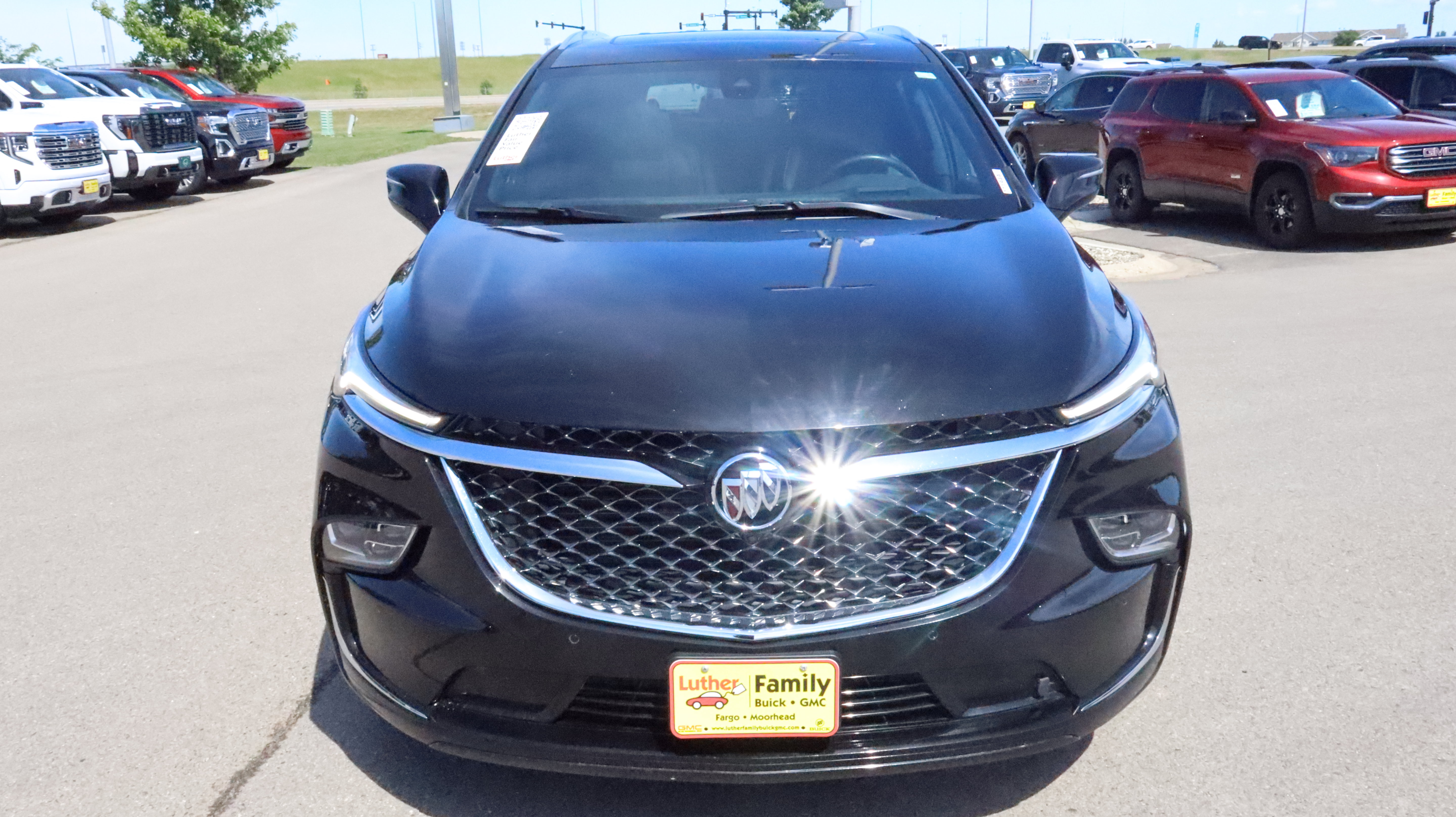 Certified 2024 Buick Enclave Avenir w/ Avenir Technology Package AWD/4WD image 2