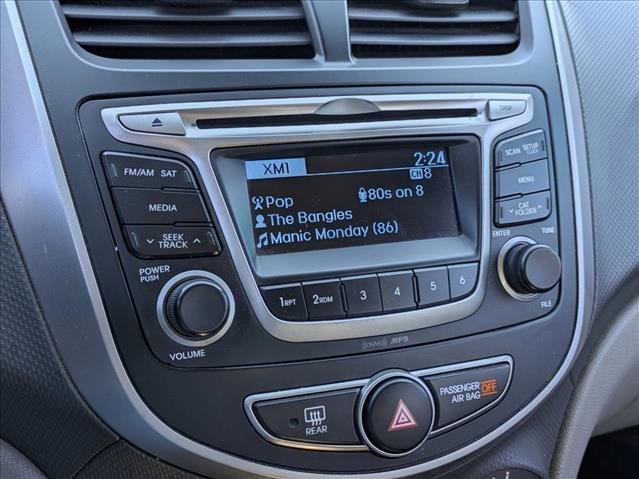 Used 2015 Hyundai Accent GLS image 13