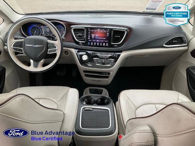 Used 2020 Chrysler Pacifica Limited FWD image 3