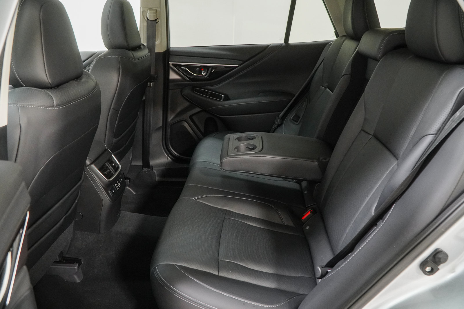Used 2025 Subaru Outback Touring XT w/ Popular Package #2 AWD/4WD image 42