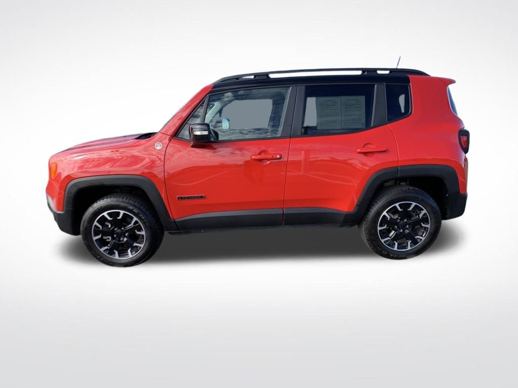 Used 2023 Jeep Renegade Trailhawk video 2