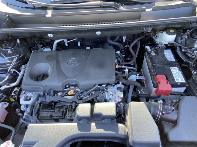Used 2024 Toyota RAV4 XLE FWD image 27