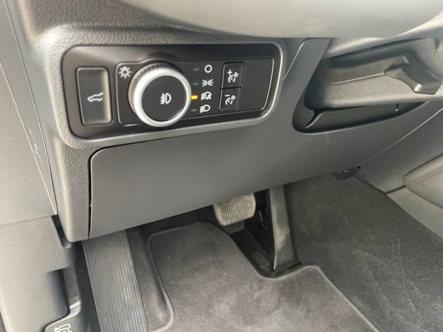 Certified 2025 Ford Explorer Active w/ Active Comfort Package AWD/4WD image 31