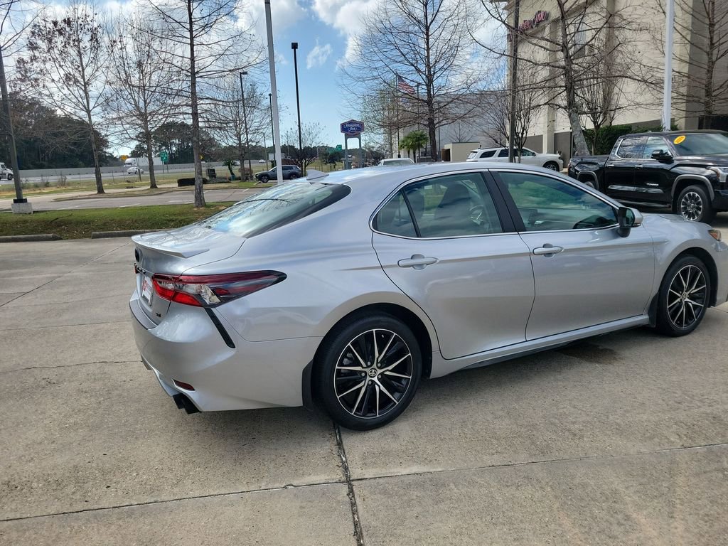 Certified 2024 Toyota Camry SE w/ Convenience Package image 8