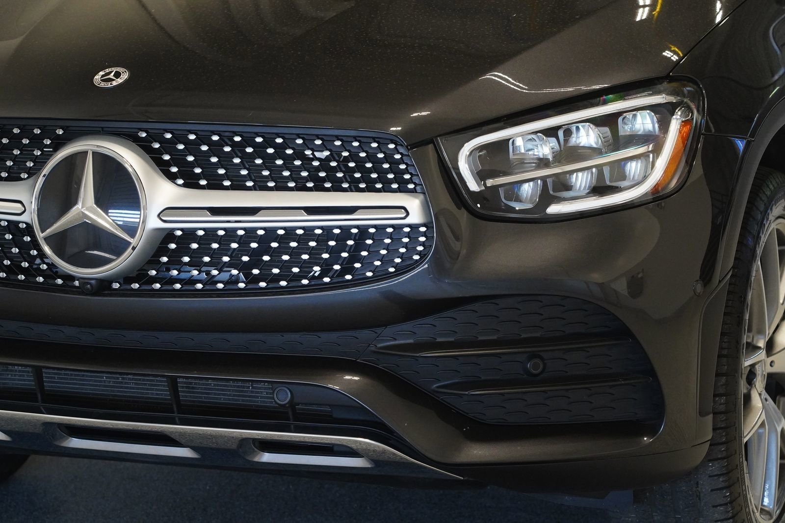 Certified 2022 Mercedes-Benz GLC 300 4MATIC image 6