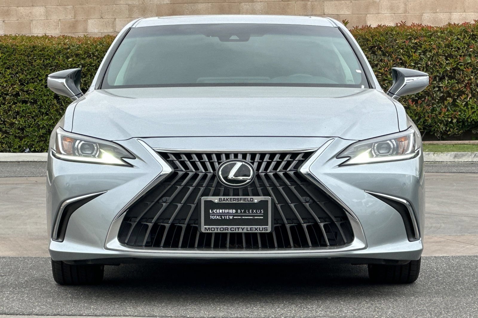 Certified 2023 Lexus ES 350 w/ Accessory Package (Z2) FWD image 10