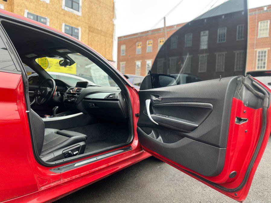 Used 2016 BMW M235i Coupe RWD image 13