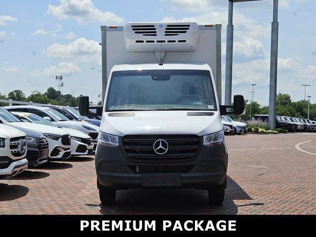 Used 2023 Mercedes-Benz Sprinter 3500 image 3