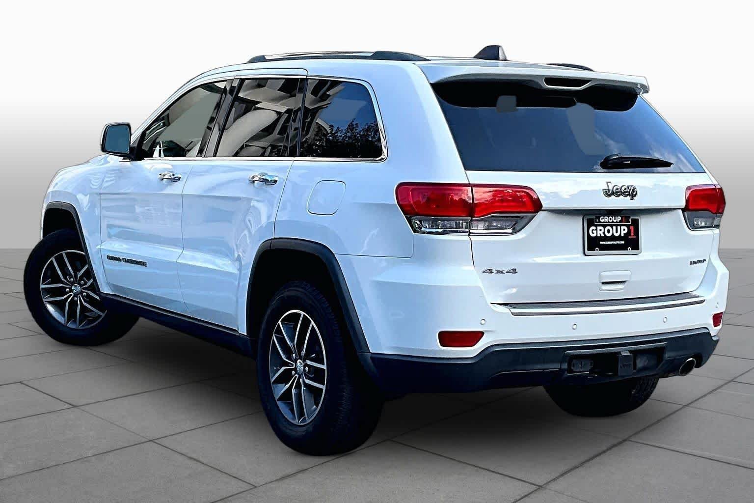 Used 2018 Jeep Grand Cherokee Limited w/ Trailer Tow Group IV AWD/4WD image 12