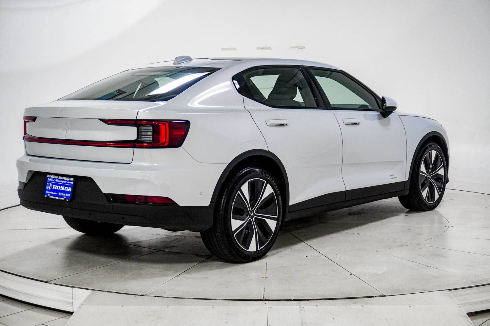 Used 2024 Polestar Polestar 2 AWD/4WD image 10