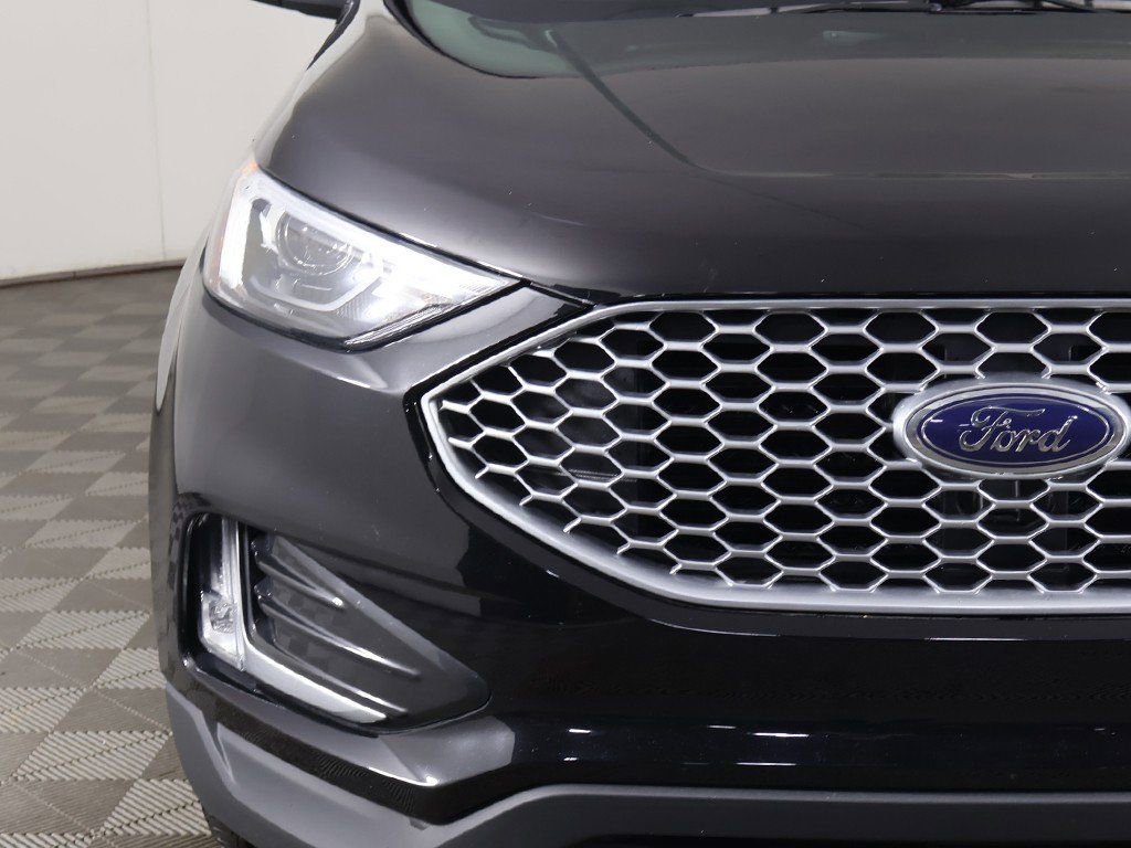 Used 2023 Ford Edge SEL w/ Convenience Package image 11