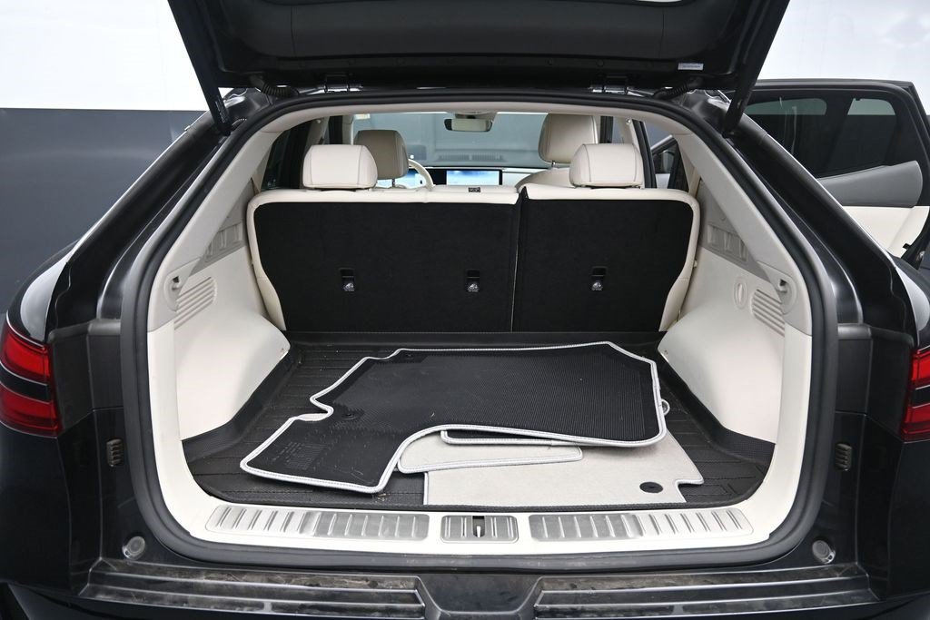 Used 2025 Genesis GV60 Advanced AWD/4WD image 13