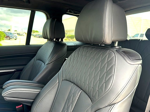 New 2027 BMW X7 M60i AWD/4WD image 48