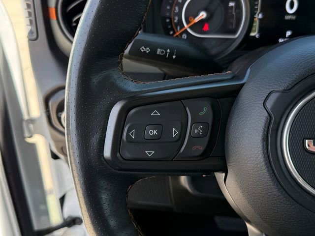 Used 2025 Jeep Gladiator Mojave image 14