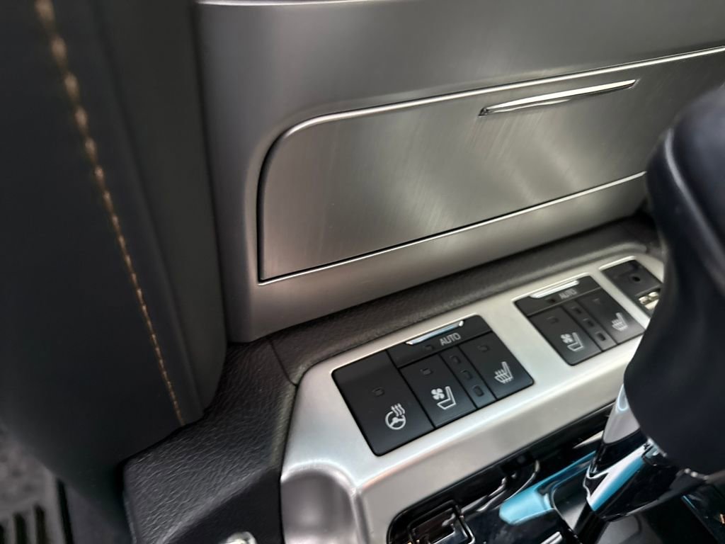 Certified 2021 Toyota Land Cruiser Heritage Edition image 43