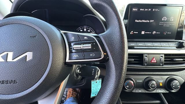 Used 2024 Kia Forte LXS image 17