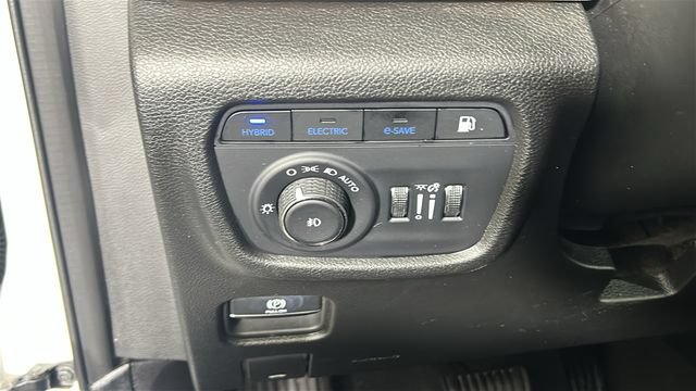 Used 2024 Jeep Grand Cherokee Limited 4xe AWD/4WD image 19