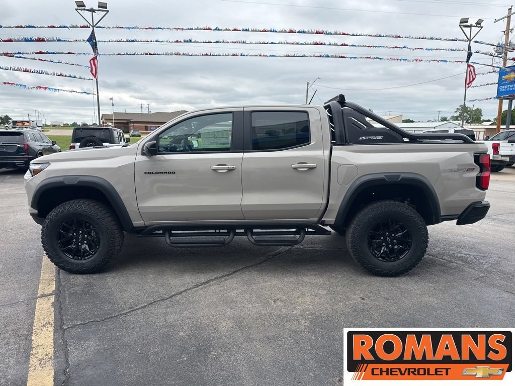 New 2026 Chevrolet Colorado ZR2 w/ Midnight Edition AWD/4WD image 8