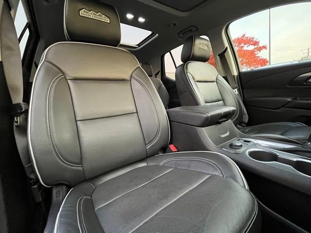 Used 2020 Chevrolet Traverse High Country image 35