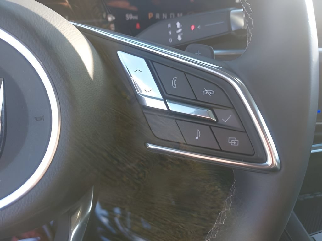 Used 2025 Buick Envision Preferred AWD/4WD image 17
