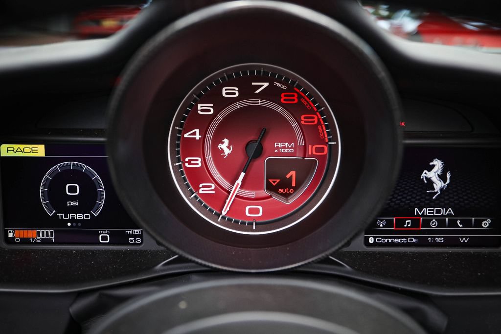 Certified 2018 Ferrari 488 Spider RWD image 34