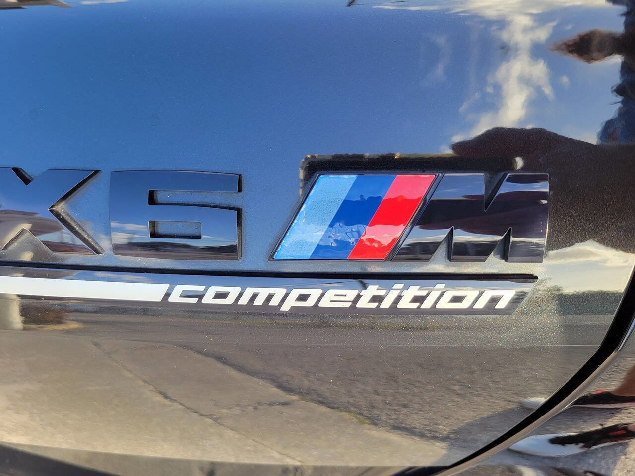 Used 2021 BMW X6 M w/ Competition Package image 25