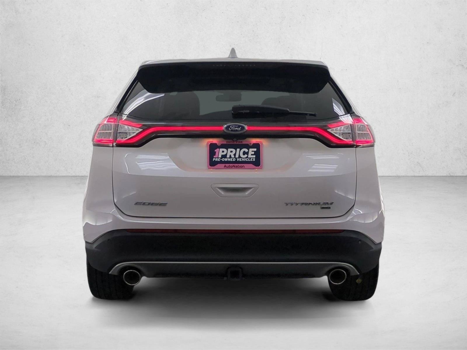 Used 2018 Ford Edge Titanium w/ Equipment Group 302A AWD/4WD image 7
