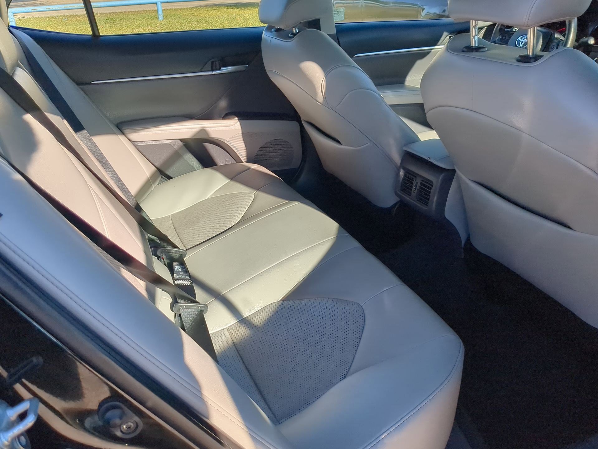 Used 2023 Toyota Camry XSE image 29