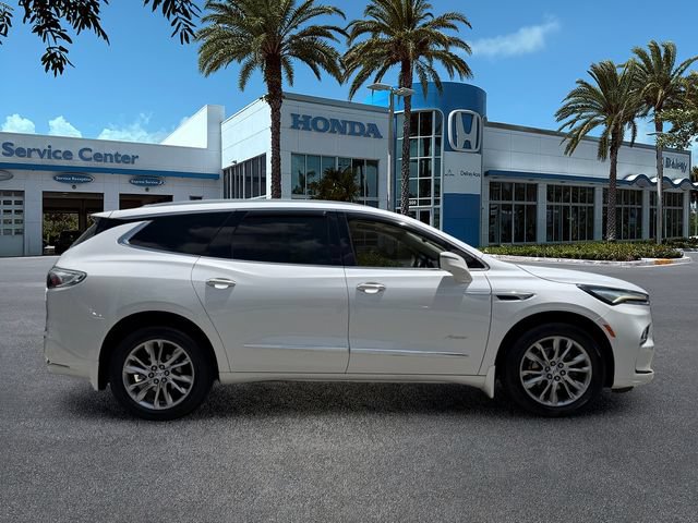 Used 2024 Buick Enclave Avenir w/ Avenir Technology Package AWD/4WD image 9
