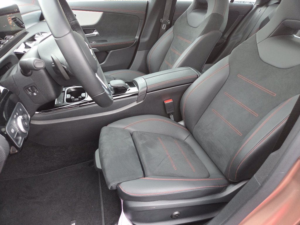 Certified 2023 Mercedes-Benz CLA 250 4MATIC image 23