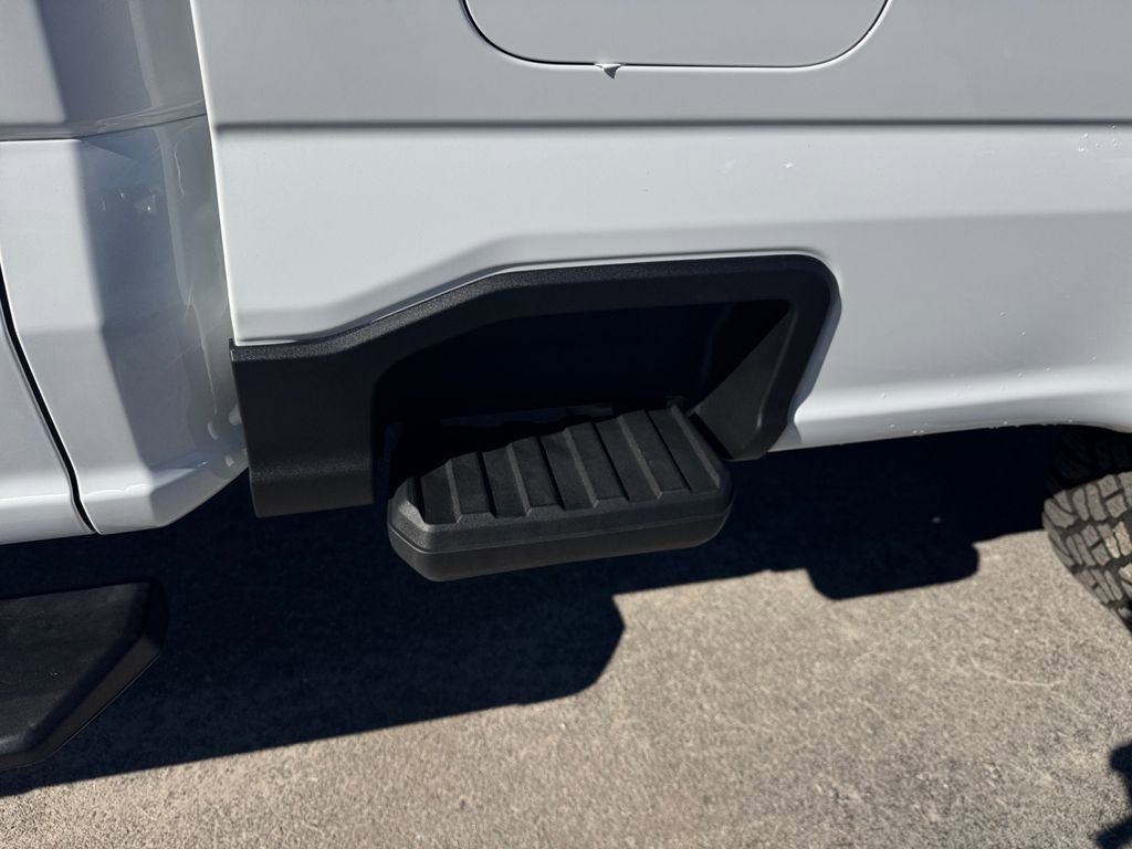 New 2025 Ford F250 XL w/ XL Off-Road Package image 27