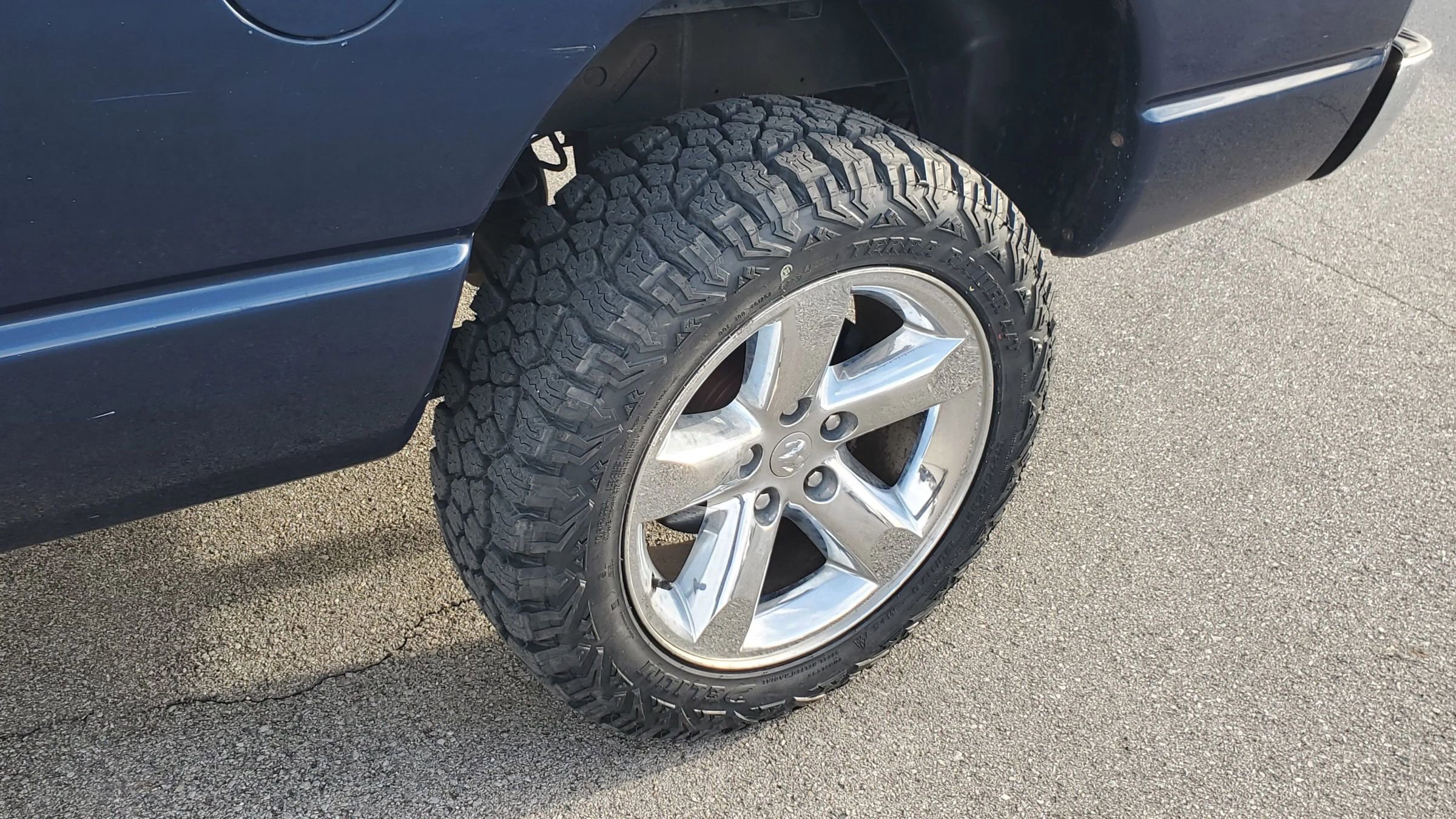 Used 2008 Dodge Ram 1500 Truck SLT image 15