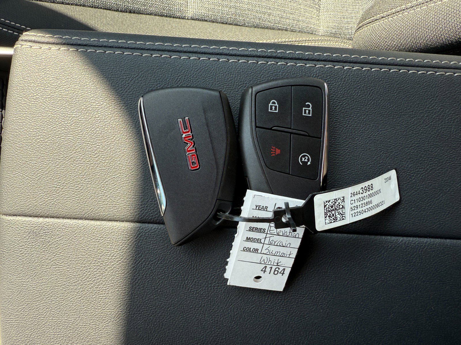 New 2026 GMC Terrain Elevation w/ LPO, Floor Liner Package FWD image 33