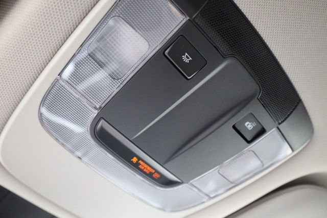 Used 2022 Kia Sorento LX image 30