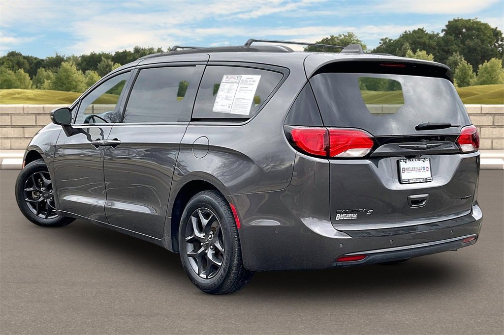 Used 2018 Chrysler Pacifica Limited w/ Advanced Safetytec Group image 10