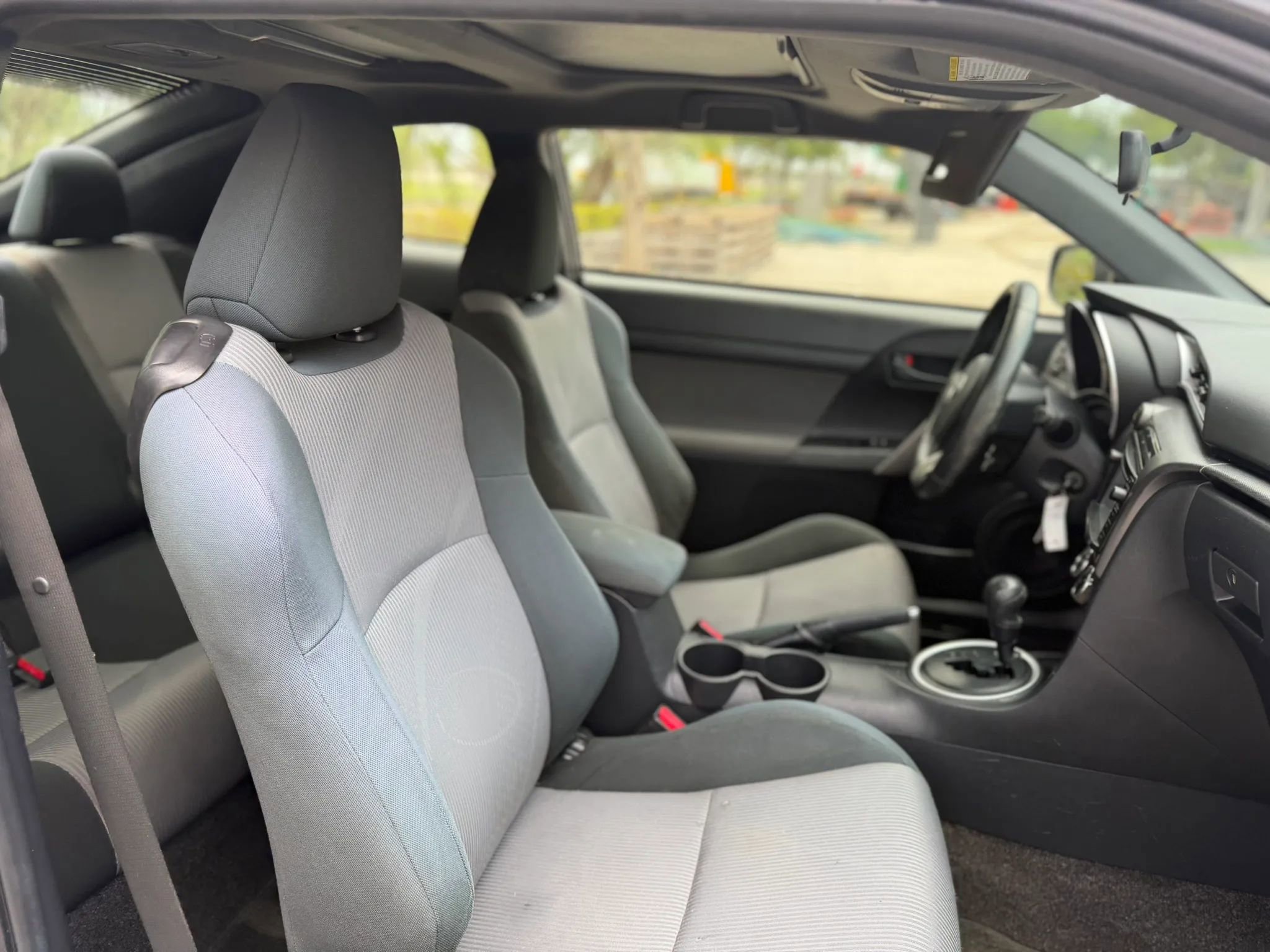 Used 2014 Scion tC FWD image 15