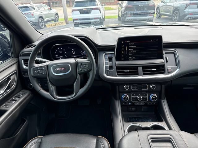 Used 2024 GMC Yukon AT4 w/ Technology Package AWD/4WD image 22