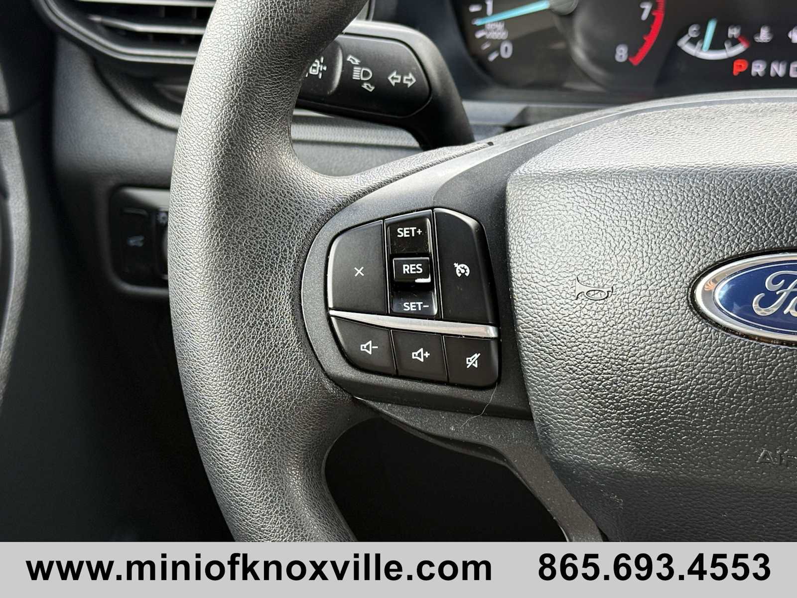 Used 2023 Ford Explorer 2WD image 16