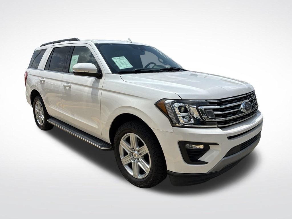 Used 2019 Ford Expedition XLT w/ Equipment Group 202A RWD image 3