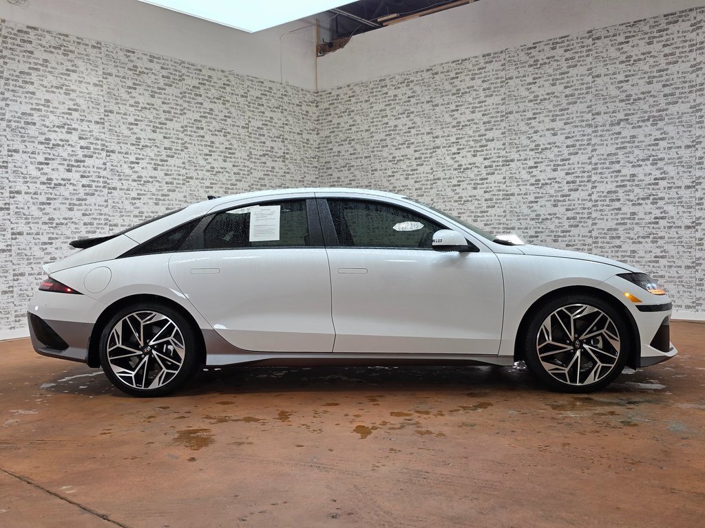 Certified 2025 Hyundai Ioniq 6 SEL image 9