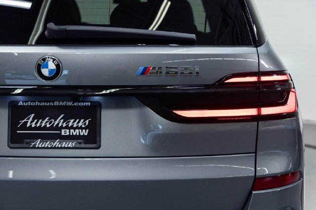 New 2027 BMW X7 M60i AWD/4WD image 11