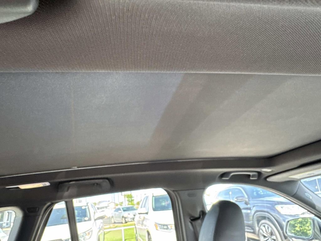 Used 2018 BMW X1 xDrive28i w/ Convenience Package image 12