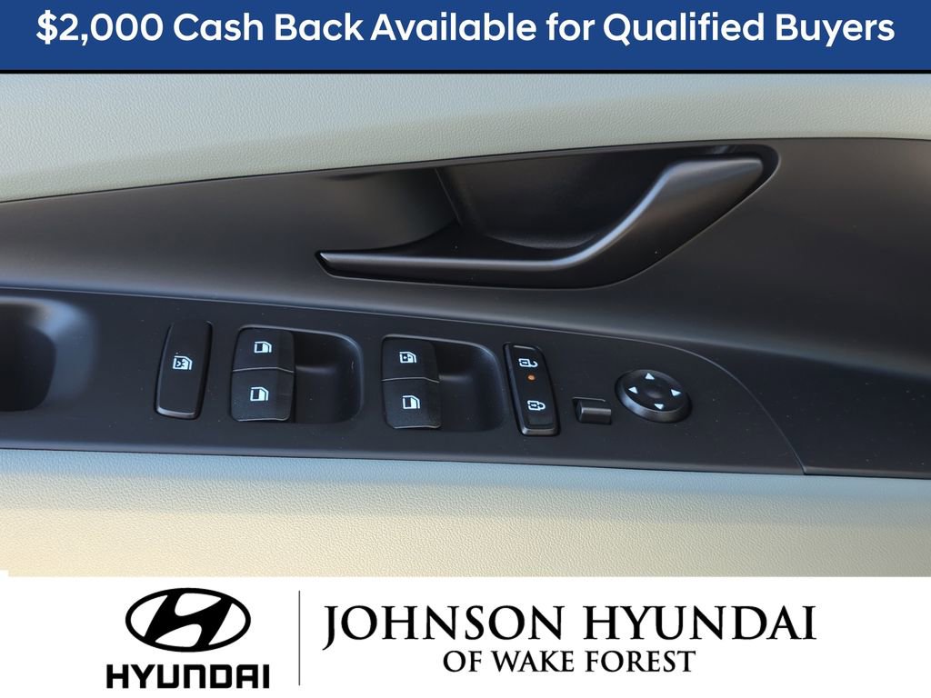 New 2026 Hyundai Elantra Limited image 38