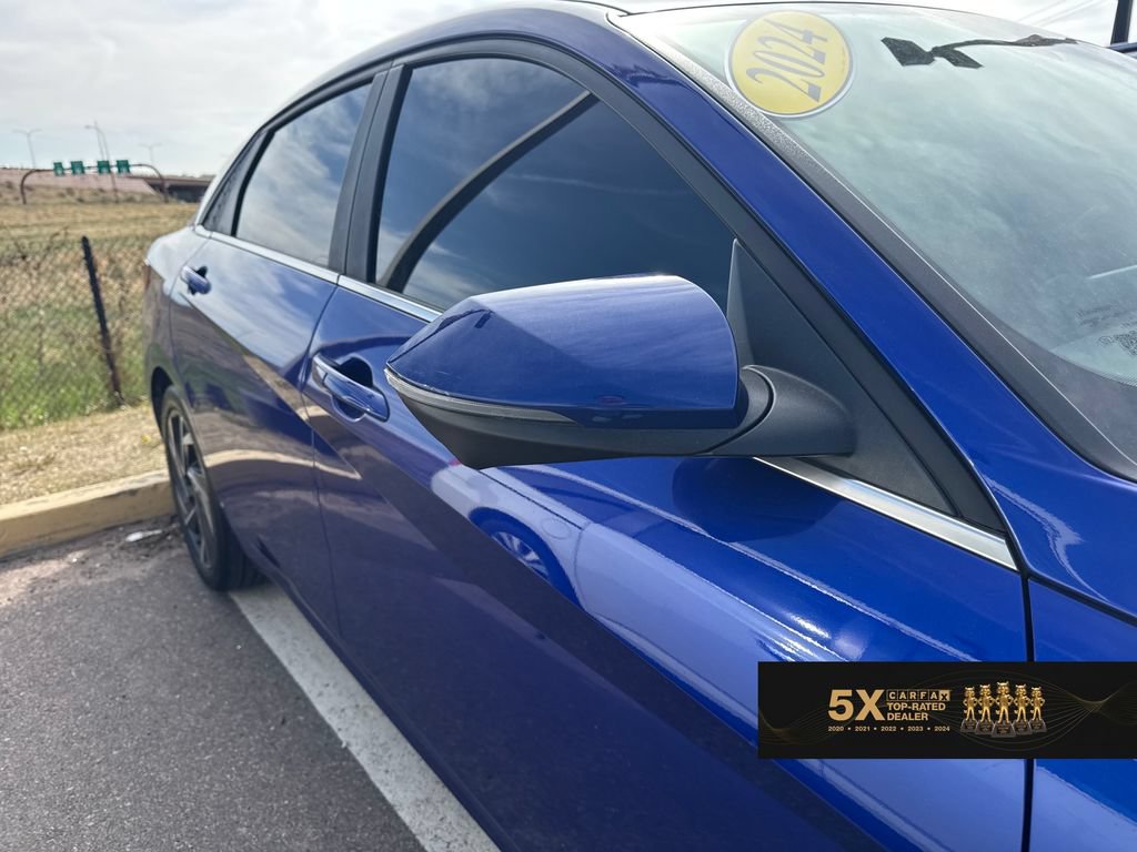Used 2024 Hyundai Elantra Limited FWD image 13