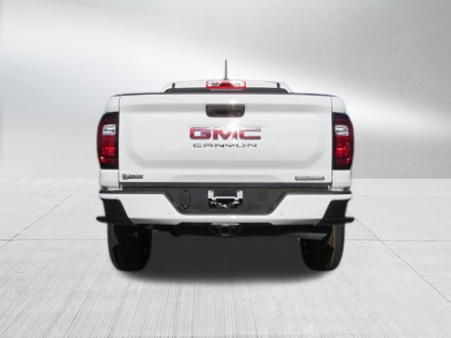 New 2026 GMC Canyon Elevation w/ Convenience Package image 4