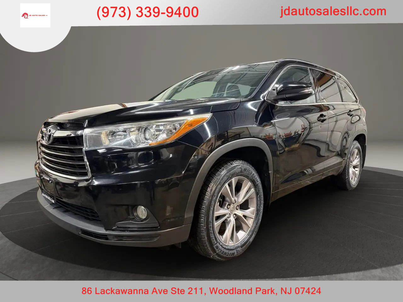Used 2015 Toyota Highlander XLE image 1