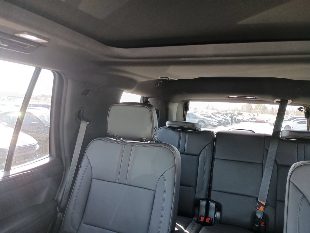 Used 2024 Chevrolet Tahoe RST w/ Luxury Package AWD/4WD image 12
